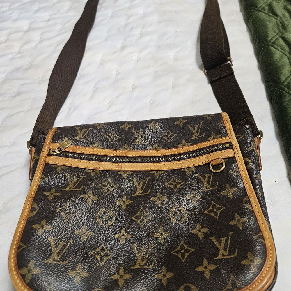 Cross body, louis vuitton